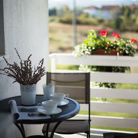 Elysian Apartments Грабовац Екстериор снимка