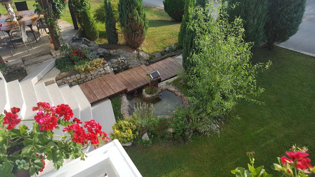 Elysian Apartments Грабовац Екстериор снимка